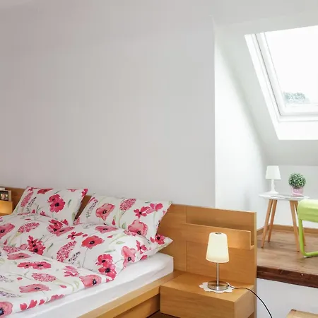 Lovely In With Wifi * 심머라스